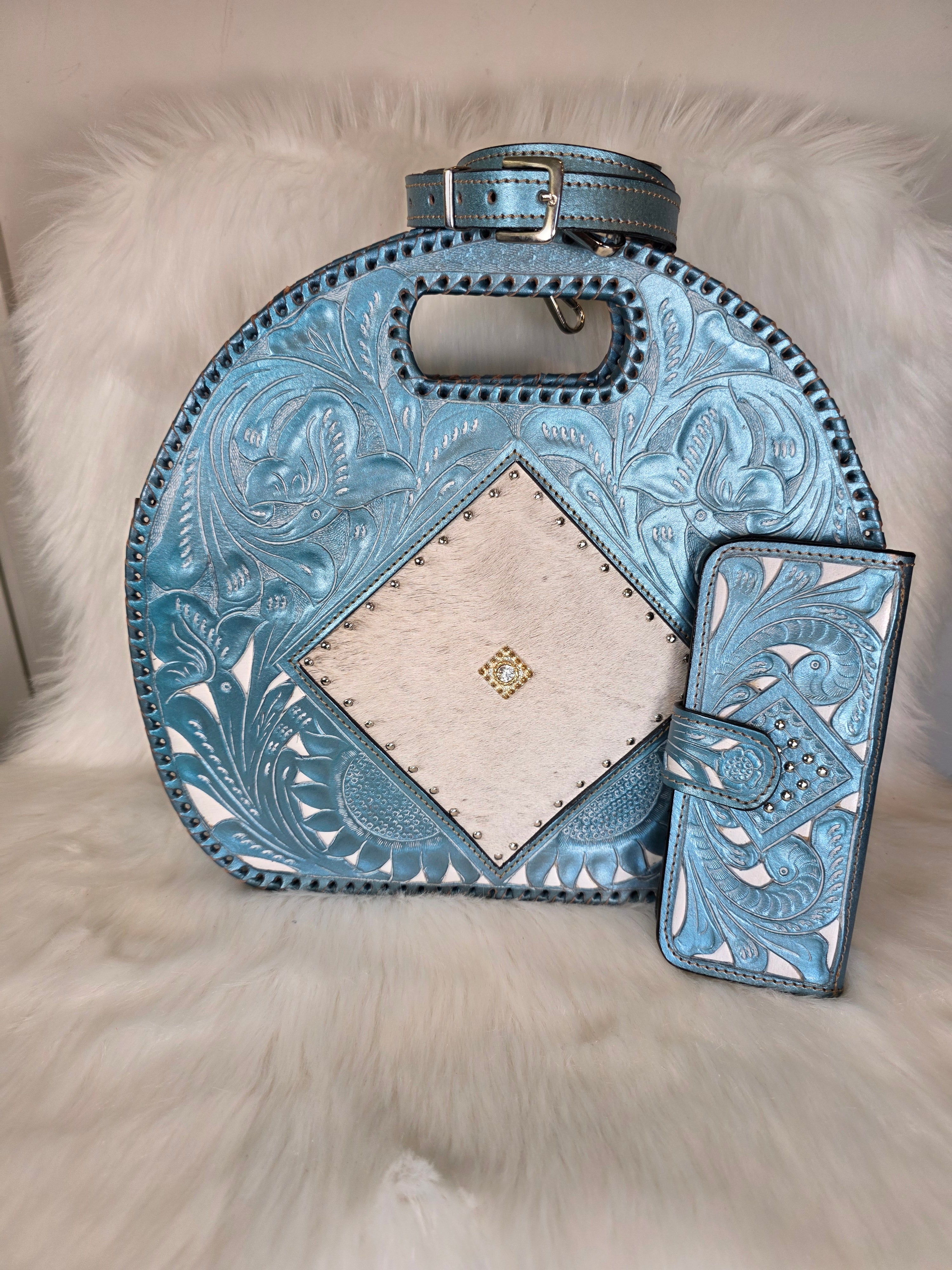 Paris With Cowhide Bag