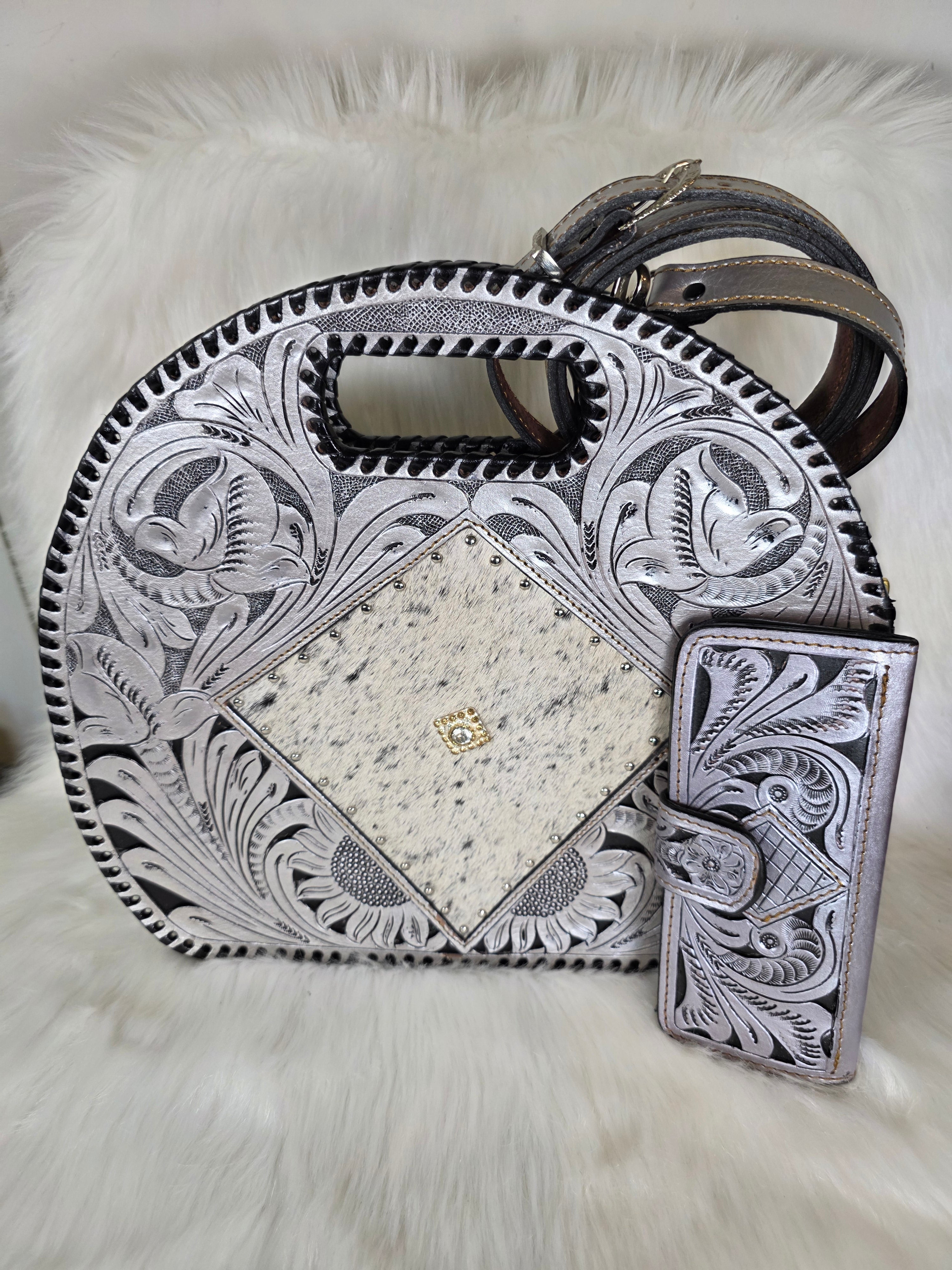 Paris With Cowhide Bag