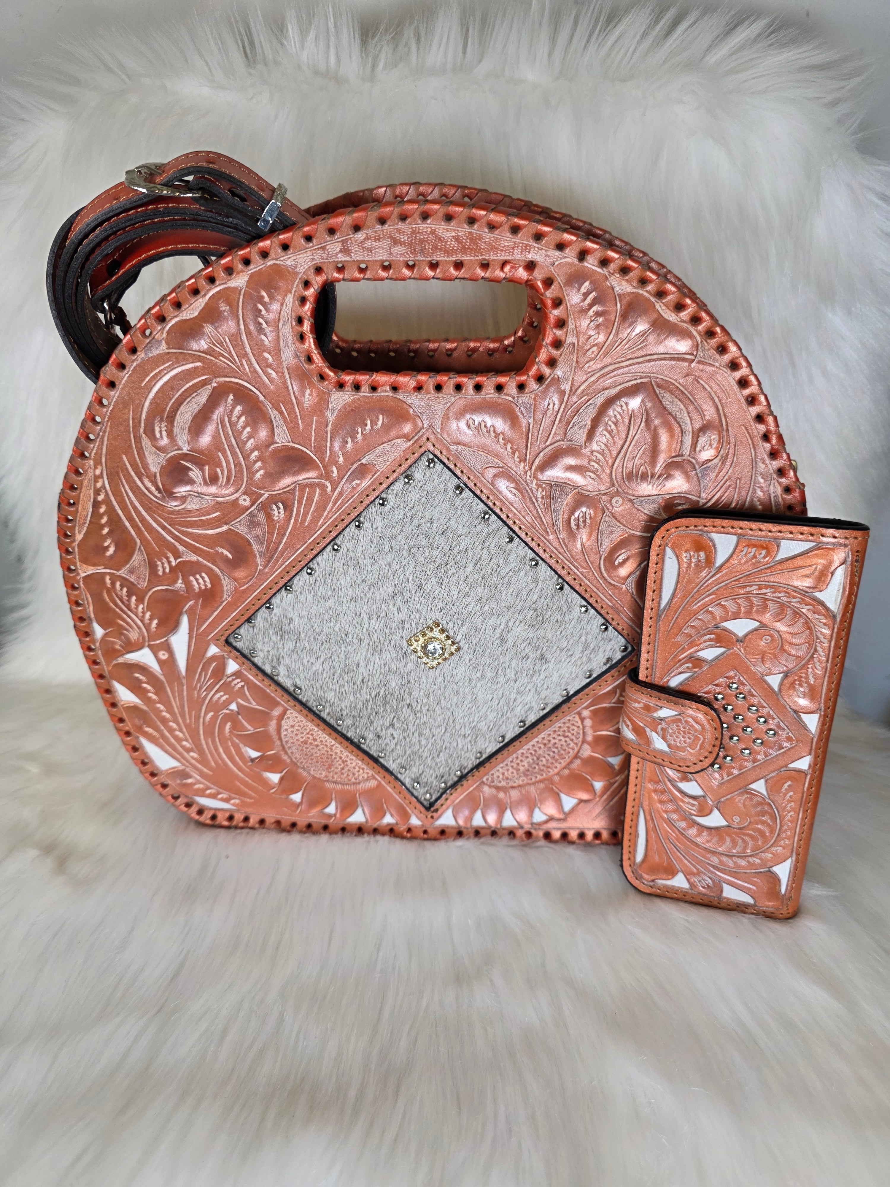Paris With Cowhide Bag