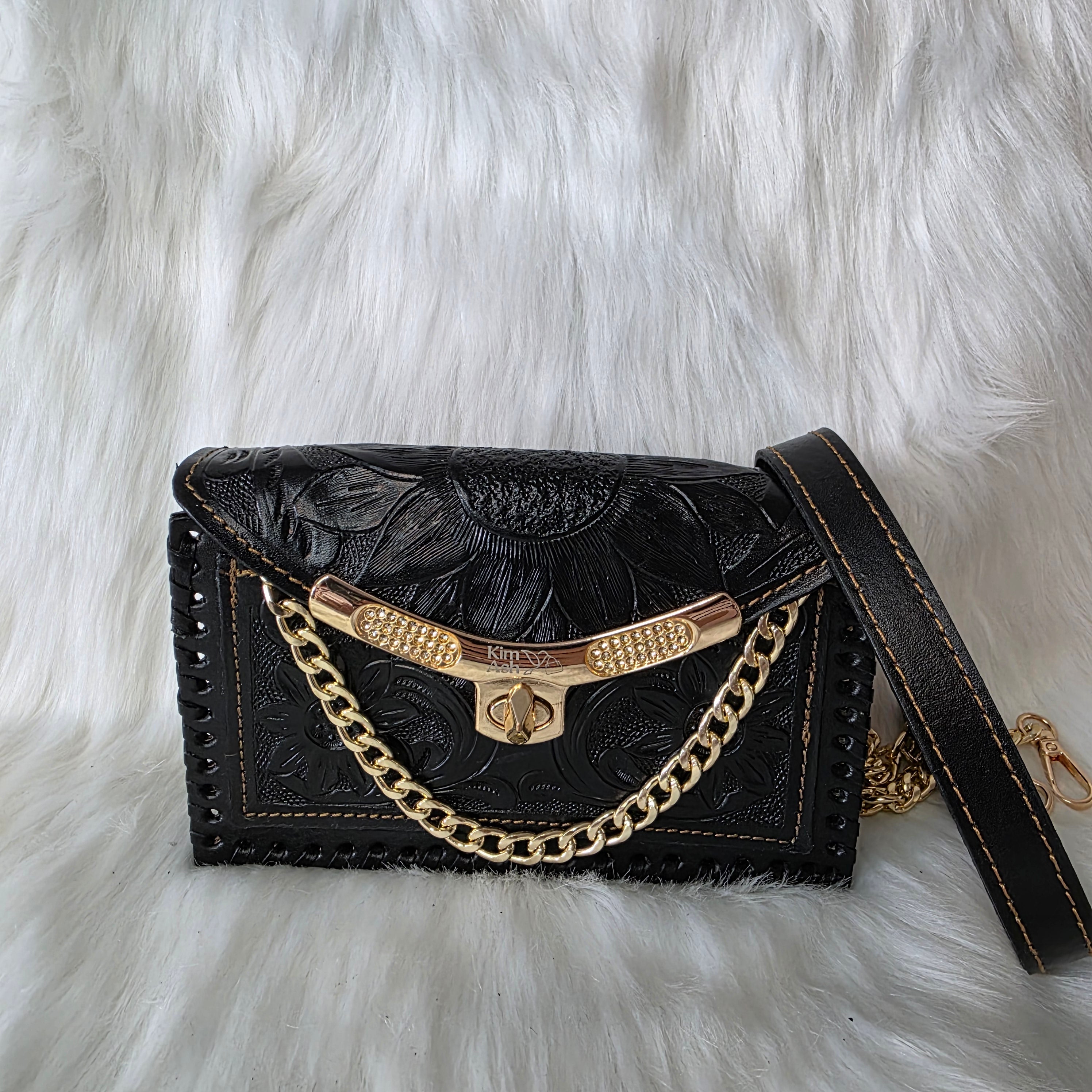 Ash purse